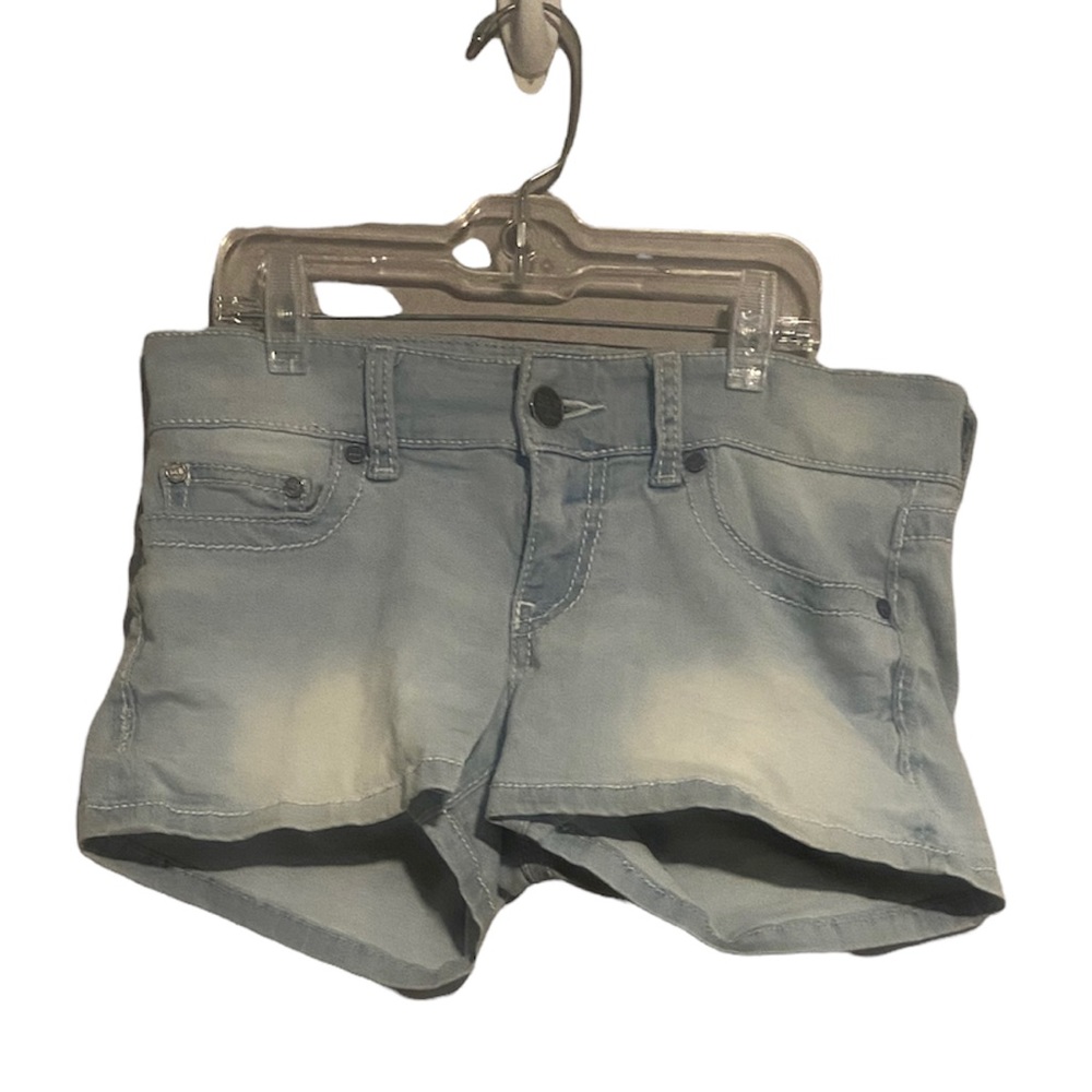 BKE  Women’s Light Denim Jean Shorts